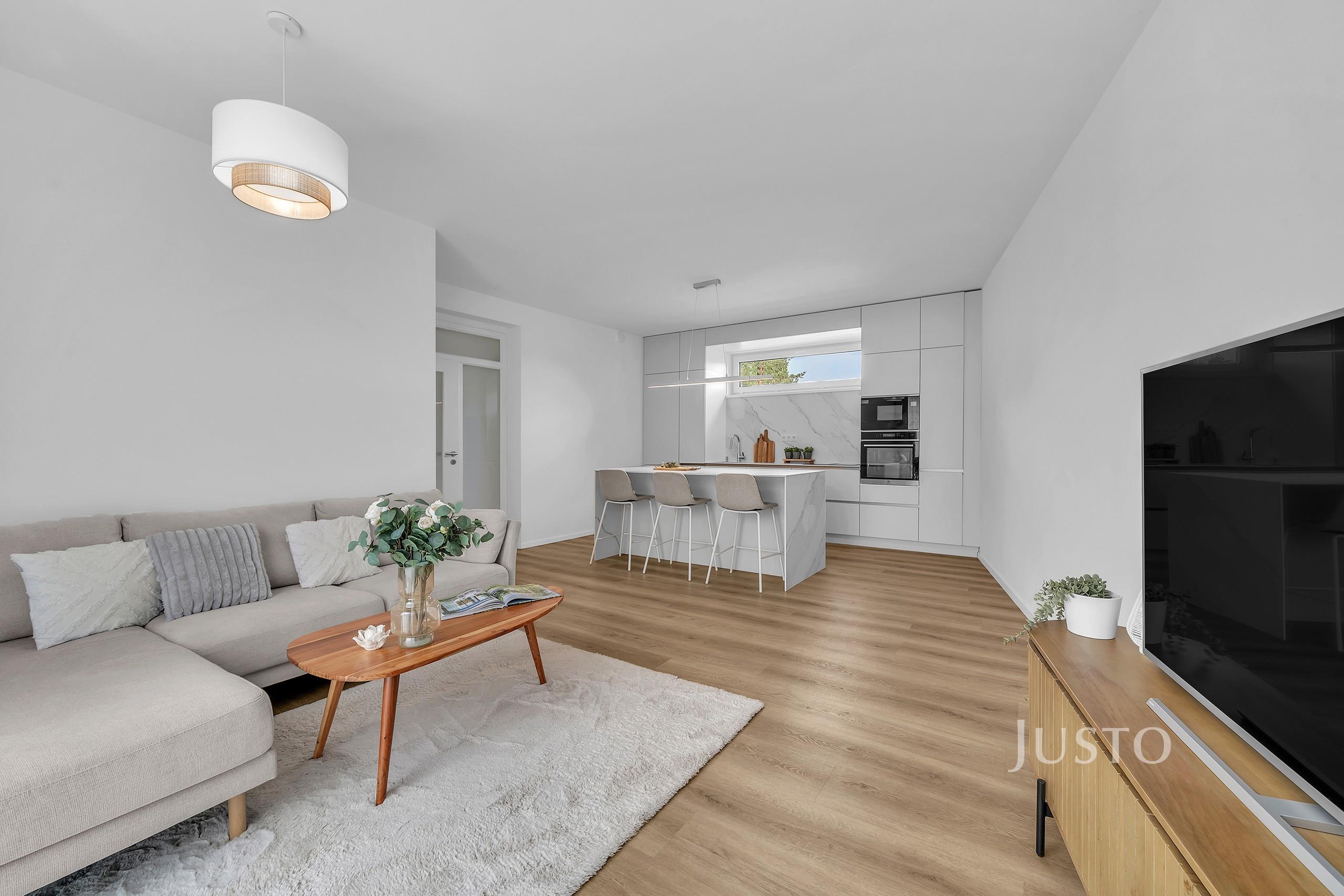 Prodej 4+kk 128 m² + terasa 12 m² + garáž