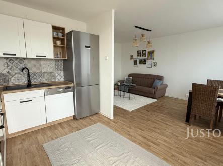 Pronájem bytu, 3+kk, 62 m²