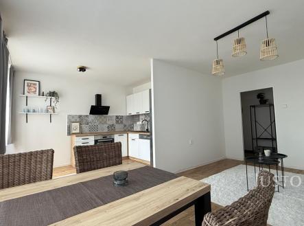 Pronájem bytu, 3+kk, 62 m²