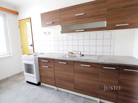 Pronájem 3+1 70 m², Písek - Preslova