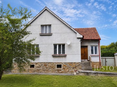 Prodej rodinného domu 514 m² s pozemkem 5 451 m²