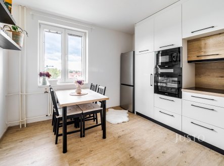 Prodej bytu, 3+1, 70 m², České Budějovice – náhled fotky 2