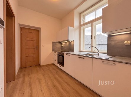 Pronájem bytu, 2+kk, 77 m²