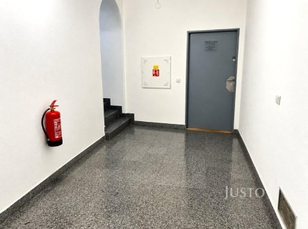 Pronájem kanceláře, 37 m²