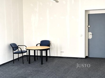 Pronájem kanceláře, 37 m²