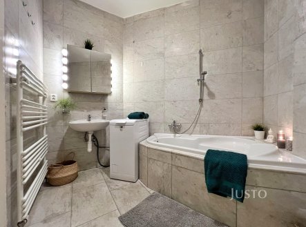 Pronájem bytu, 2+1, 99 m²