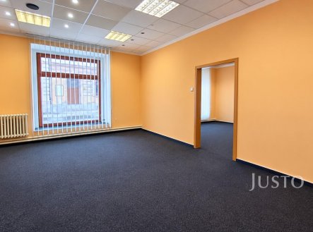 Pronájem kanceláře, 51 m²