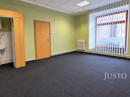 Pronájem kanceláře, 51 m²
