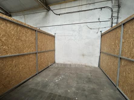 Pronájem komerčního objektu, sklad, 22 m²