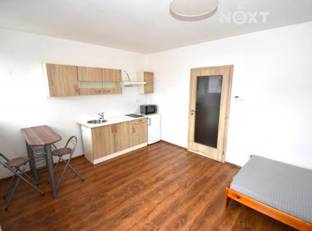 Pronájem bytu, 1+kk, 32 m²