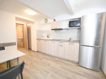 Prodej komerčního objektu, jiný, 100 m²