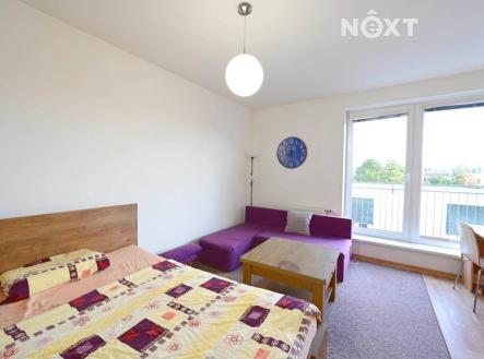 Pronájem bytu, 1+kk, 39 m²