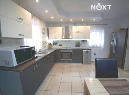 Prodej domu/vily, 187 m²