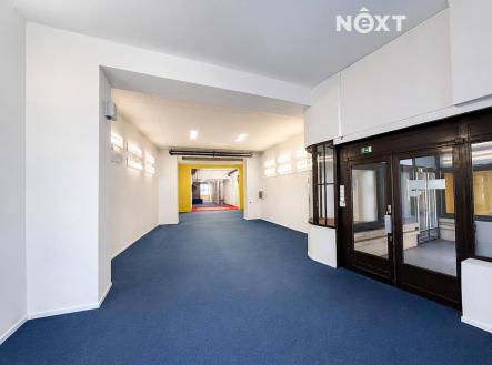 Pronájem komerčního objektu, sklad, 400 m²