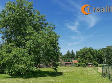 Prodej pozemku pro bydlení, 2 016 m²