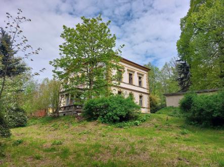 Prodej - dům/vila, 545 m²