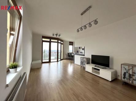 Pronájem bytu, 3+kk, 97 m²