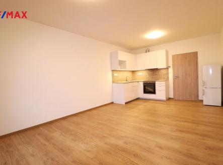 Pronájem bytu, 1+kk, 35 m²