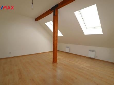 Pronájem bytu, 2+kk, 56 m²