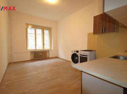 Pronájem bytu, 2+kk, 45 m²