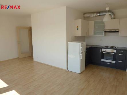 Pronájem bytu, 1+kk, 41 m² obrázek