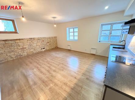 Pronájem bytu, 3+kk, 95 m²