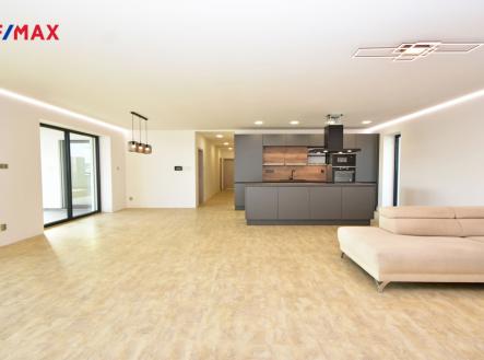 Pronájem domu/vily, 147 m²