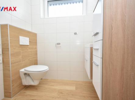 Pronájem bytu, 2+kk, 63 m²