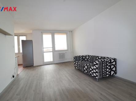 Pronájem bytu, 2+kk, 43 m²