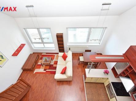 Pronájem bytu, 3+kk, 83 m²