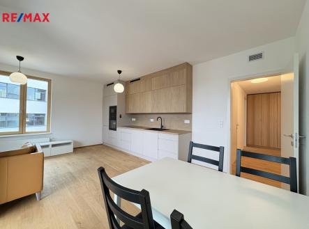 Pronájem bytu, 2+kk, 62 m²