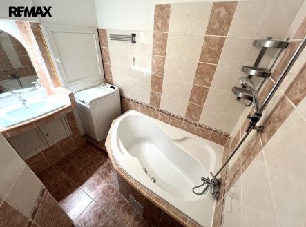 Pronájem bytu, 3+kk, 53 m²