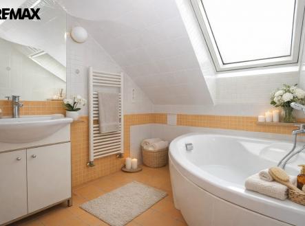 Pronájem bytu, 3+kk, 82 m²