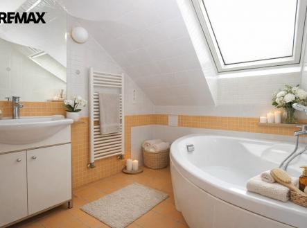 Pronájem bytu, 3+kk, 82 m²