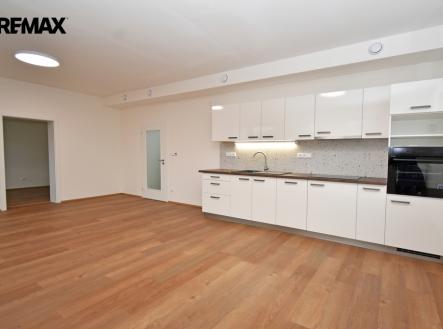 Pronájem bytu, 2+kk, 67 m²