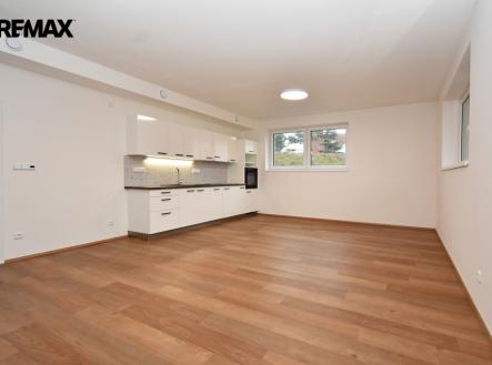 Pronájem bytu, 2+kk, 67 m²