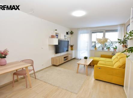Pronájem bytu, 2+kk, 52 m²