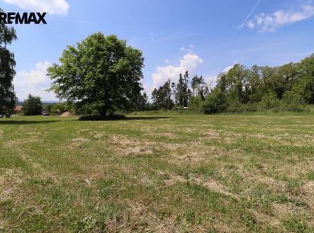 Prodej pozemku pro bydlení, 1 738 m²