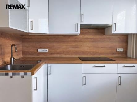 Pronájem bytu, 2+kk, 37 m²