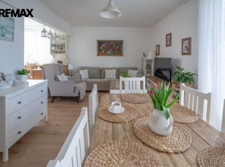 Pronájem bytu, 3+kk, 83 m²