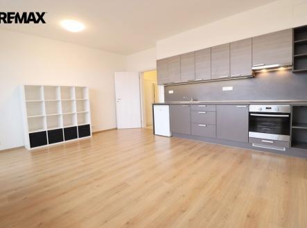 Pronájem bytu, 1+kk, 40 m²