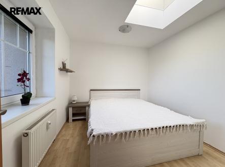 Pronájem bytu, 2+kk, 46 m²