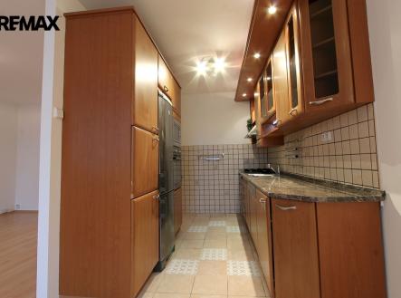 Pronájem bytu, 3+kk, 80 m²