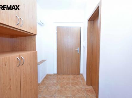Pronájem bytu, 1+kk, 28 m²