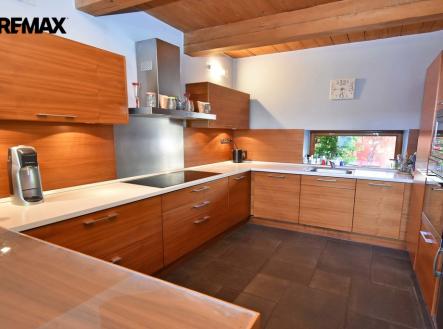 Pronájem domu/vily, 164 m²
