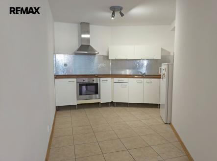 Pronájem bytu, 1+kk, 40 m²