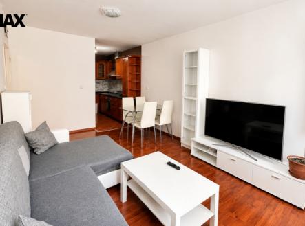 Pronájem bytu, 2+kk, 43 m²