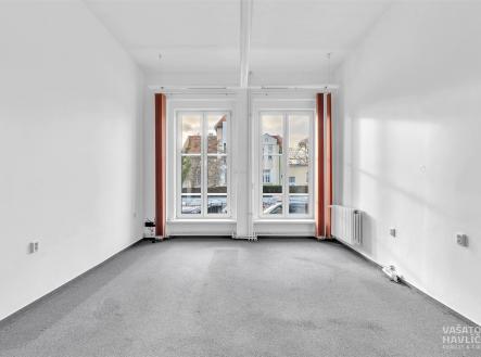 Pronájem - kanceláře, 104 m²