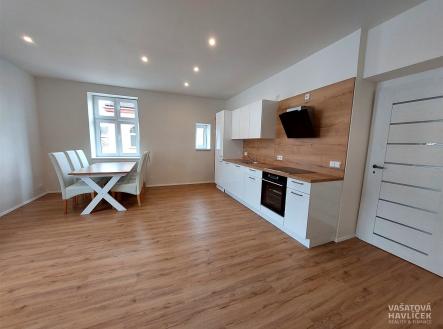Pronájem bytu, 3+kk, 86 m²