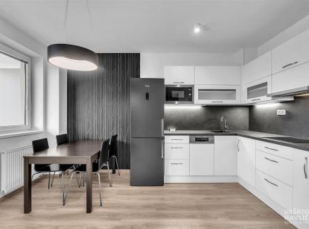 Pronájem bytu, 2+kk, 66 m²